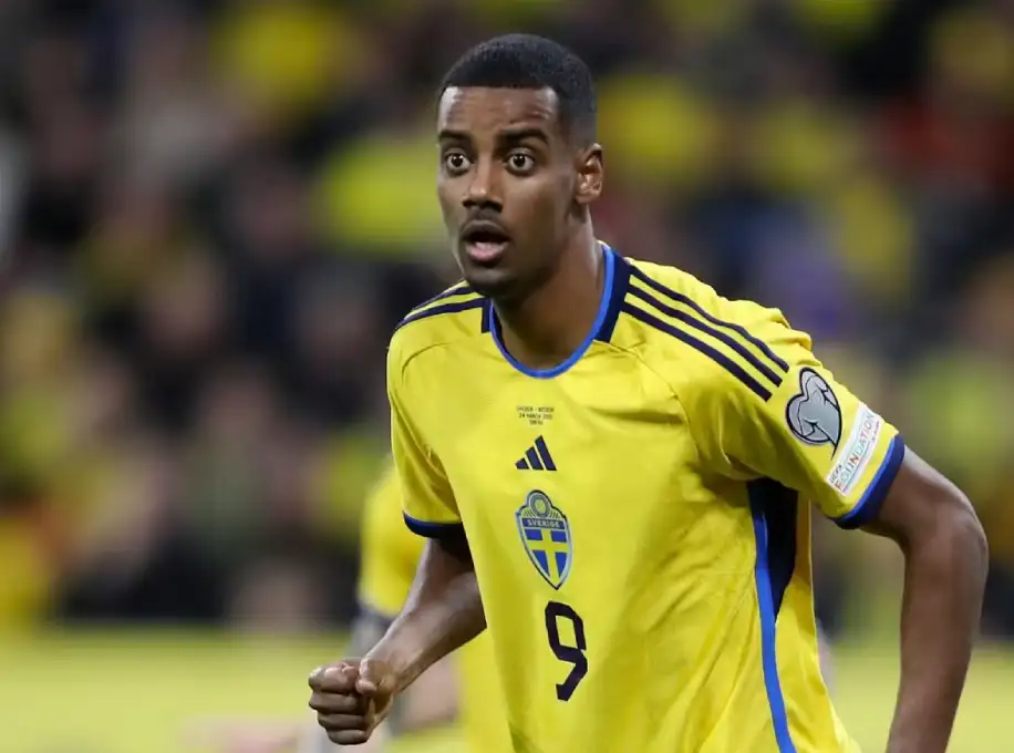 Arsenal Transfer News: Viktor Gyökeres Praised by Alexander Isak After Impressive Nations League Performance